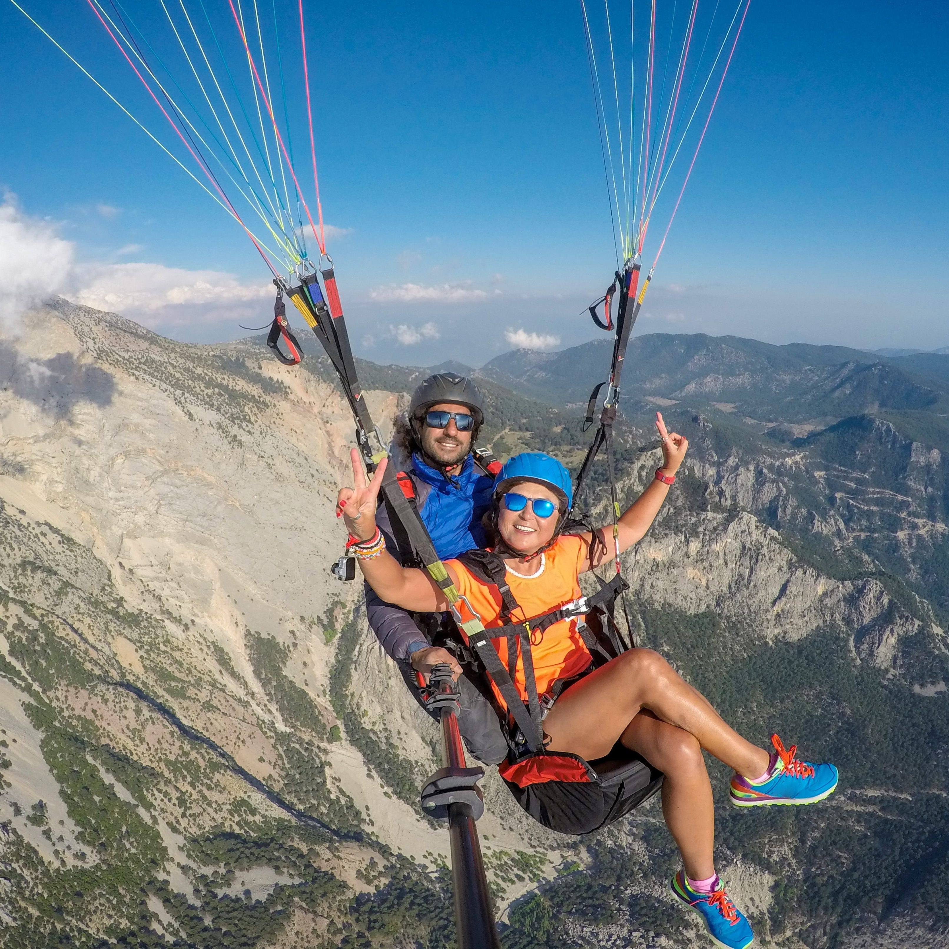 Adventure paragliding in Bir Billing, Himachal Pradesh – World’s best paragliding site with panoramic Himalayan views